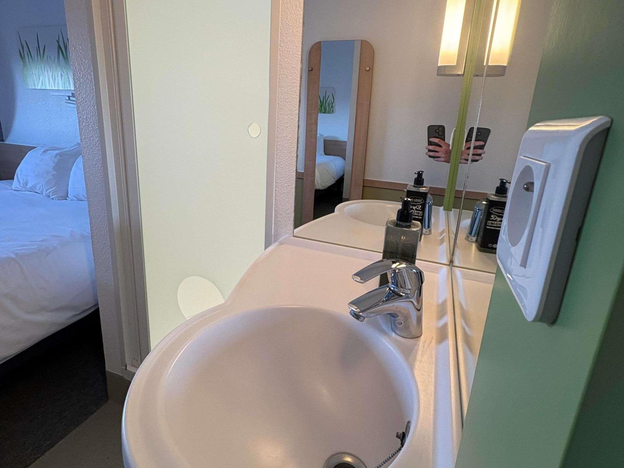 Ibis Budget Ancenis Mésanger Εξωτερικό φωτογραφία